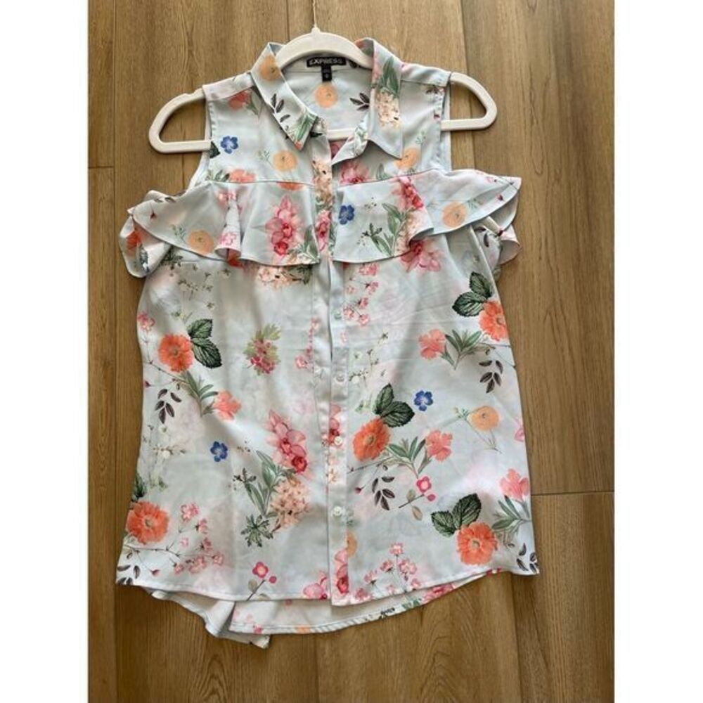 Express womens light blue floral sleeveless blouse with ruffle detail‎